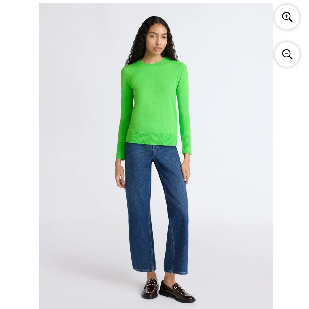 Free Assembly Women's Vibrant Green Long Sleeve Crewneck Sweater St Patricks Day - Picture 5 of 14